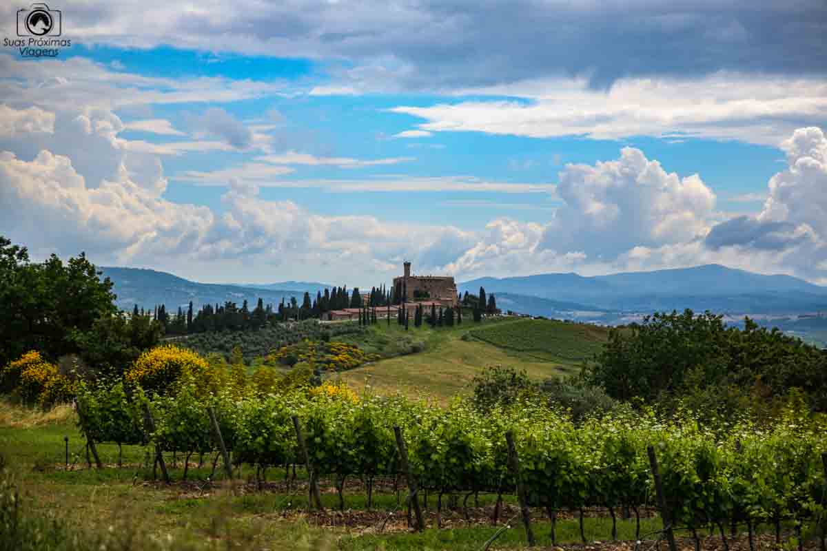 Castelo de Banfi, umas das Vinícolas da Toscana Itália Castelo de Banfi, umas das Vinícolas da Toscana Itália