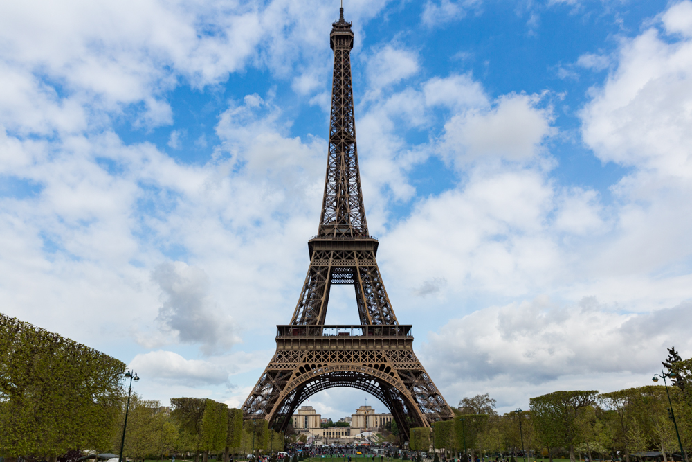 Vista da Torre Eiffel no período sabático