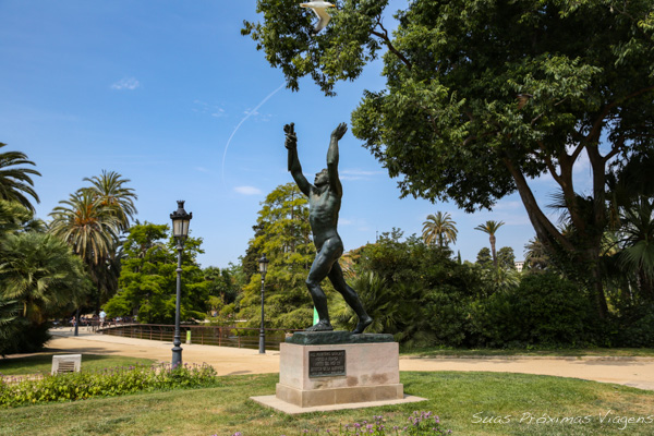 Estátua no Para Ciutadella em Barcelona