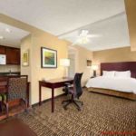 Suite do Homewood Suites by Hilton em Onde Ficar em Tampa