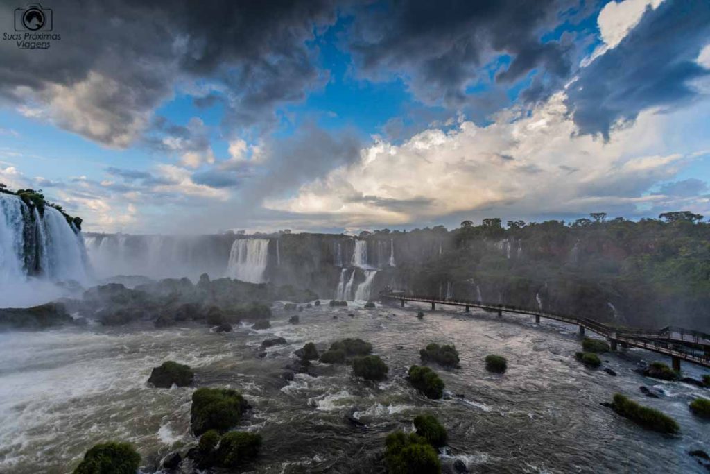 Vista da Passarela nas Cataratas do Iguaçu