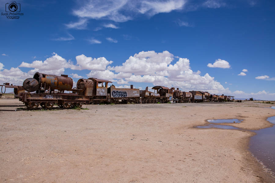 Imagem do cemitério de trem em Uyuni