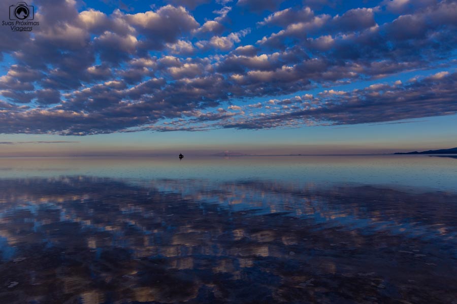 Foto do Amanhecer no Salar de Uyuni na Bolivia