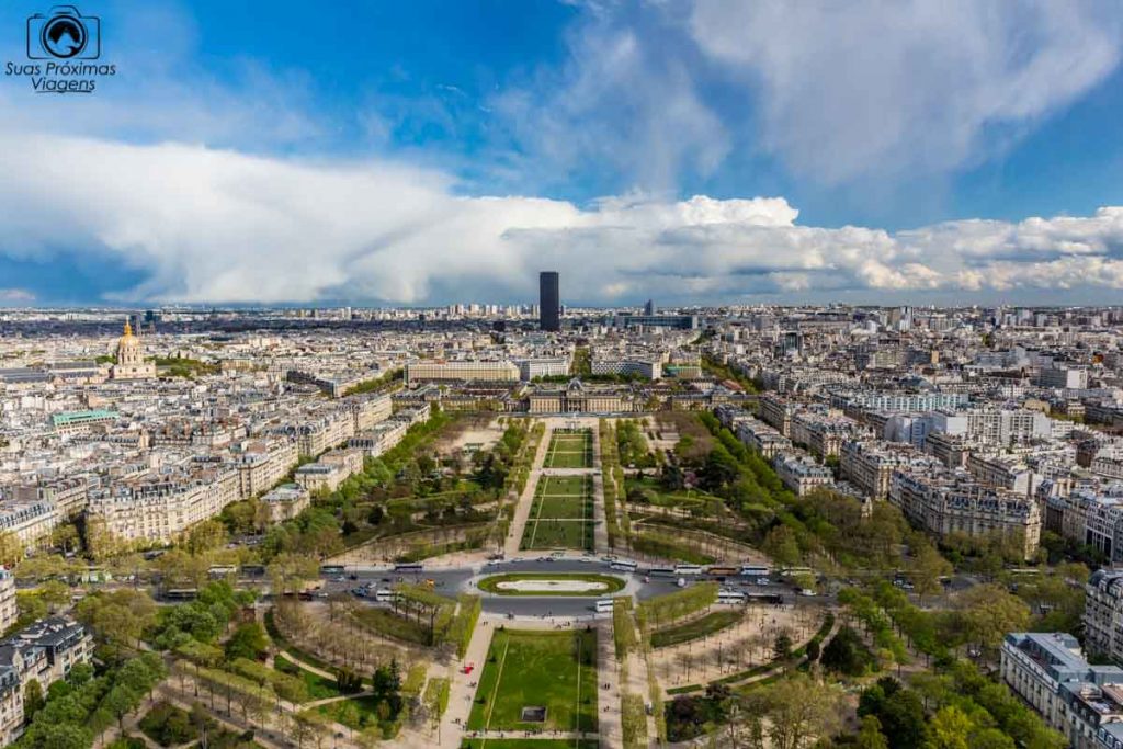 Vista do campo de Marte desde a Torre
