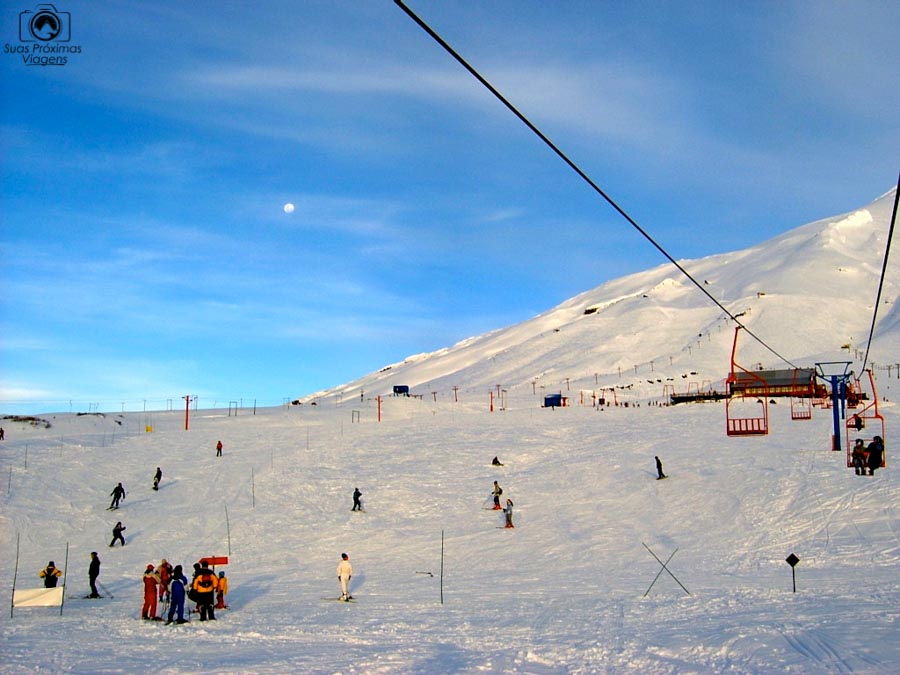 Imagem do teleférico do Vulcão Villarica em Puçon no Inverno