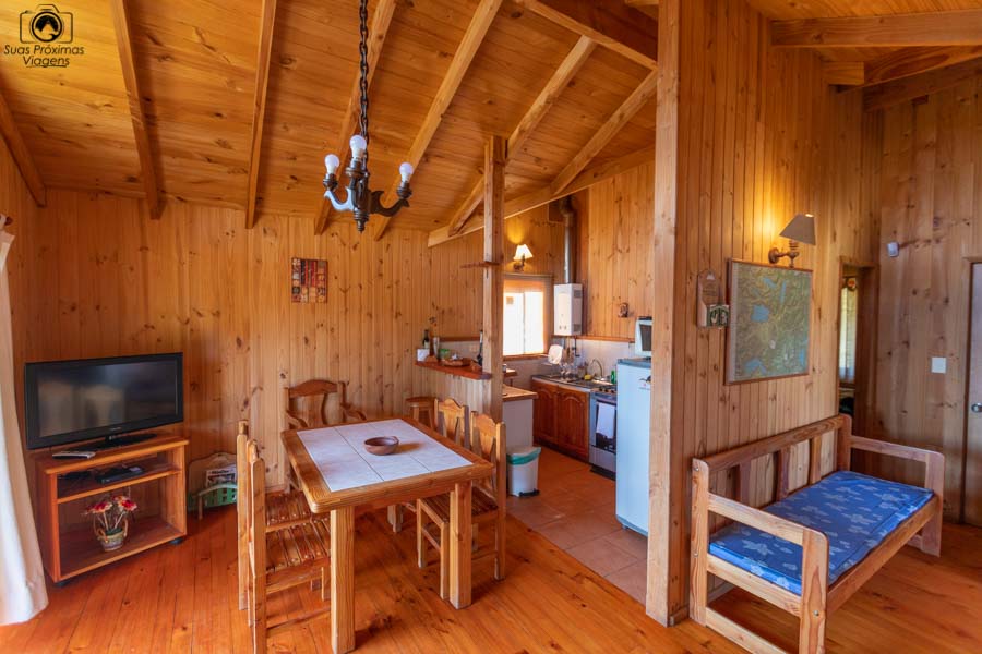 Imagem da copa e cozinha da cabana do Mirador Los Volcanes