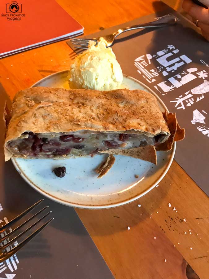 imagem da sobremesa no restaurante Cassis
