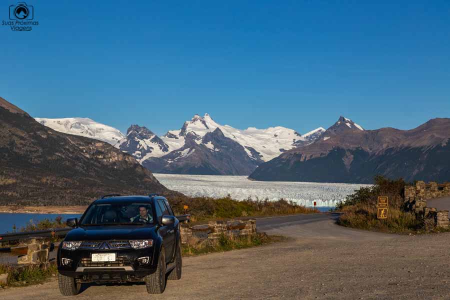 Imagem da chegada ao Perito Moreno no Parque Nacional dos Glaciares