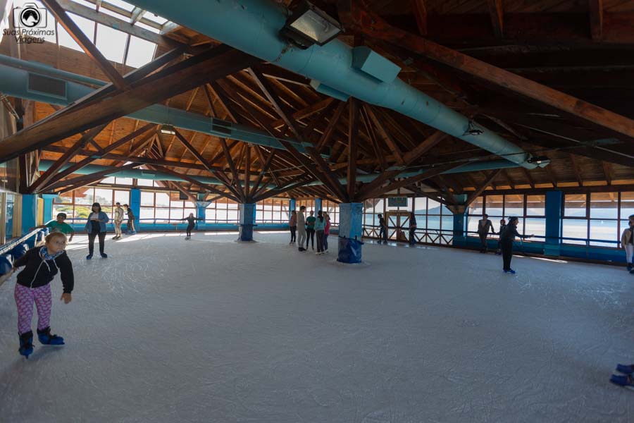 Imagem da pista de patinação em o que fazer em Bariloche