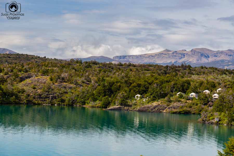 Imagem do Lago Toro e o Patagonia Camp