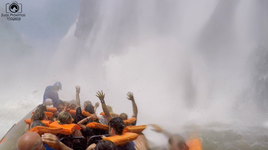 imagem do encontro com as águas das cataratas do iguaçu